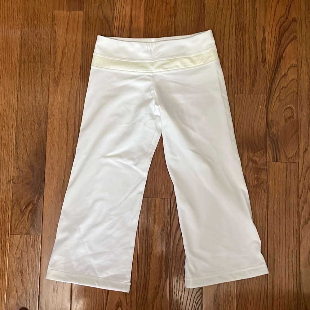 Lululemon flare cropped pant